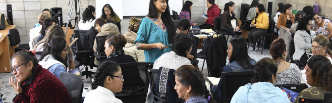 Imparten taller para fortalecer liderazgo de mujeres indígenas