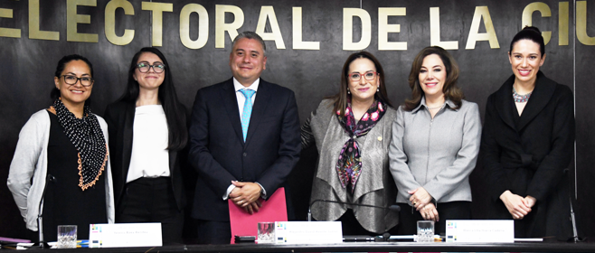 Expone C.E Gabriela Williams Salazar retos para ampliar derechos político-electorales de personas con discapacidad