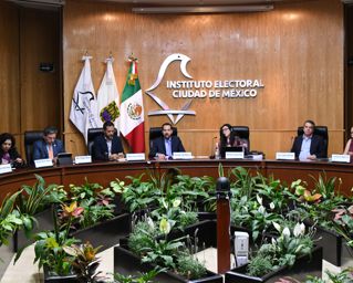 Muestra ciudadanía civismo en la jornada de votación y opinión en la Ciudad de México