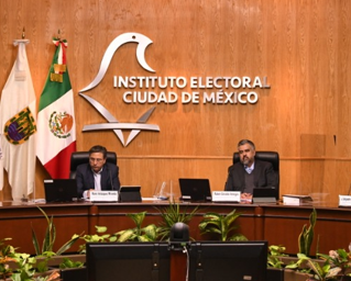 Aprueba IECM periodo de precampañas y convocatoria para candidaturas sin partido