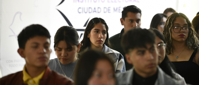 Fortalecen labor del IECM 125 convenios con organismos públicos y privados