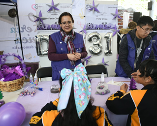 Acerca IECM valores democráticos a las adolescencias