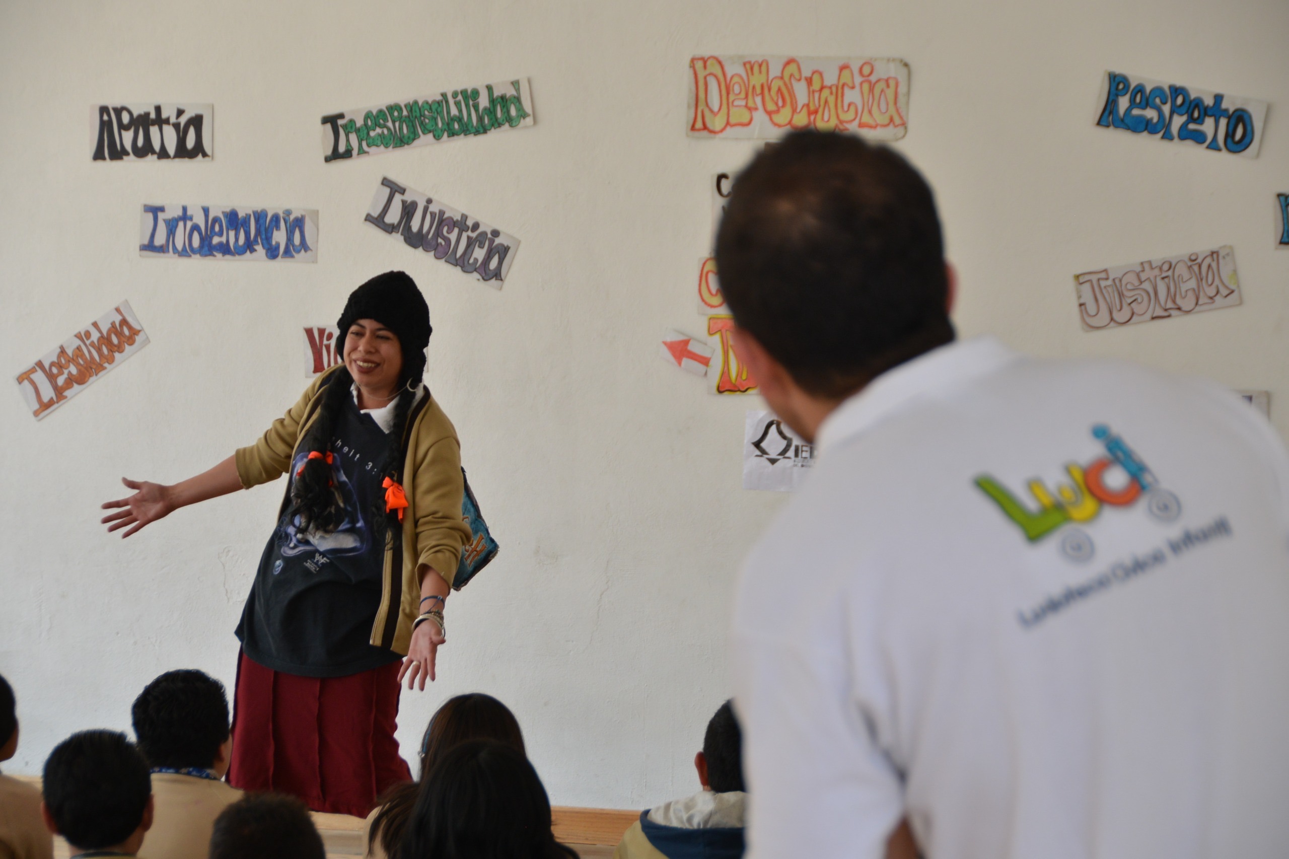 Promueve IECM valores democráticos en escuelas tras reinicio del ciclo escolar