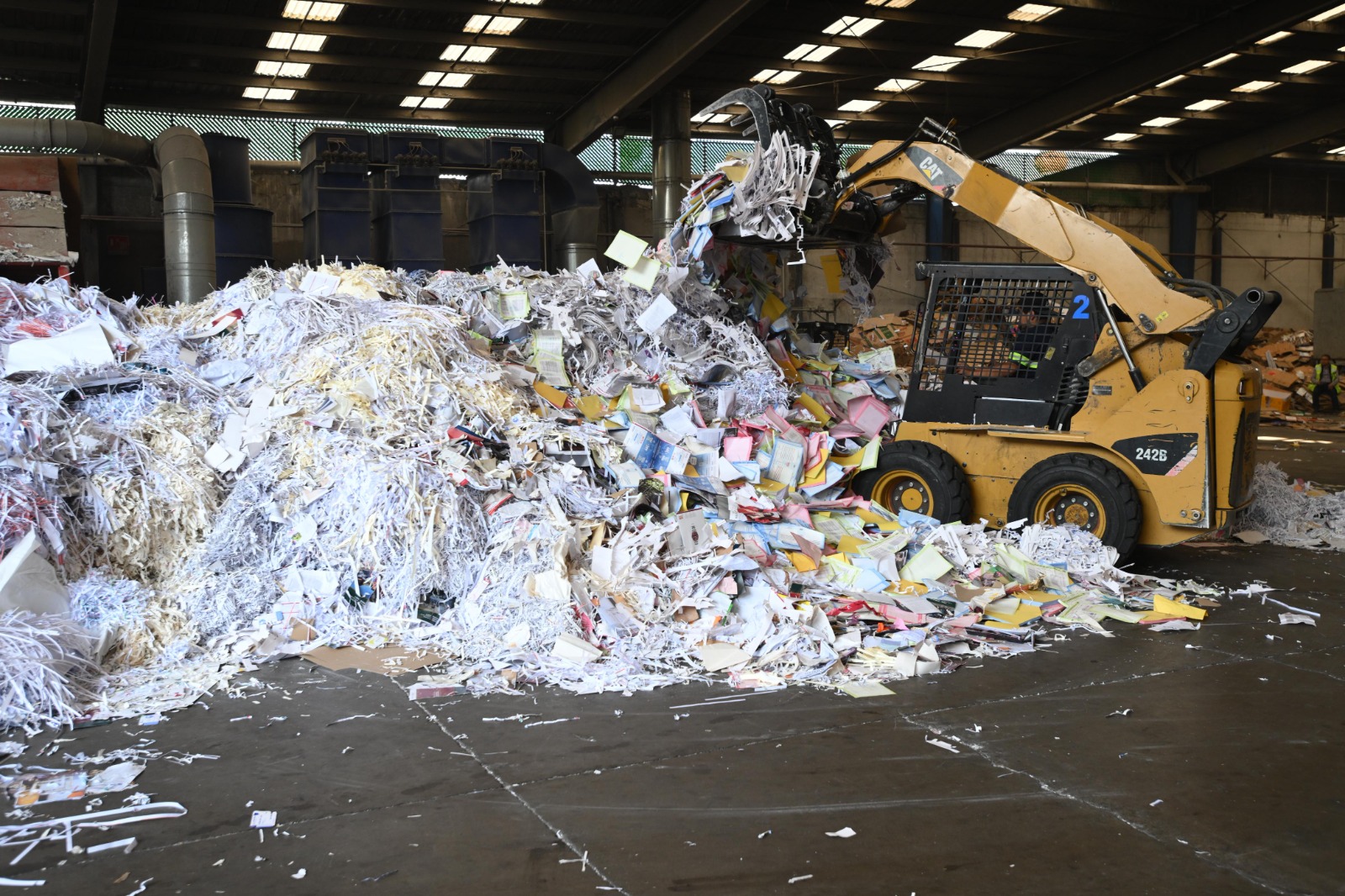 En un ejercicio técnico y normado, destruye IECM 166 toneladas de documentación utilizada y sobrante de los ejercicios democráticos de 2025