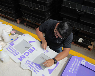 Aprueba IECM modelos de materiales electivos y consultivos para Elección de COPACO 2026 y Consulta de Presupuesto Participativo 2026 y 2027