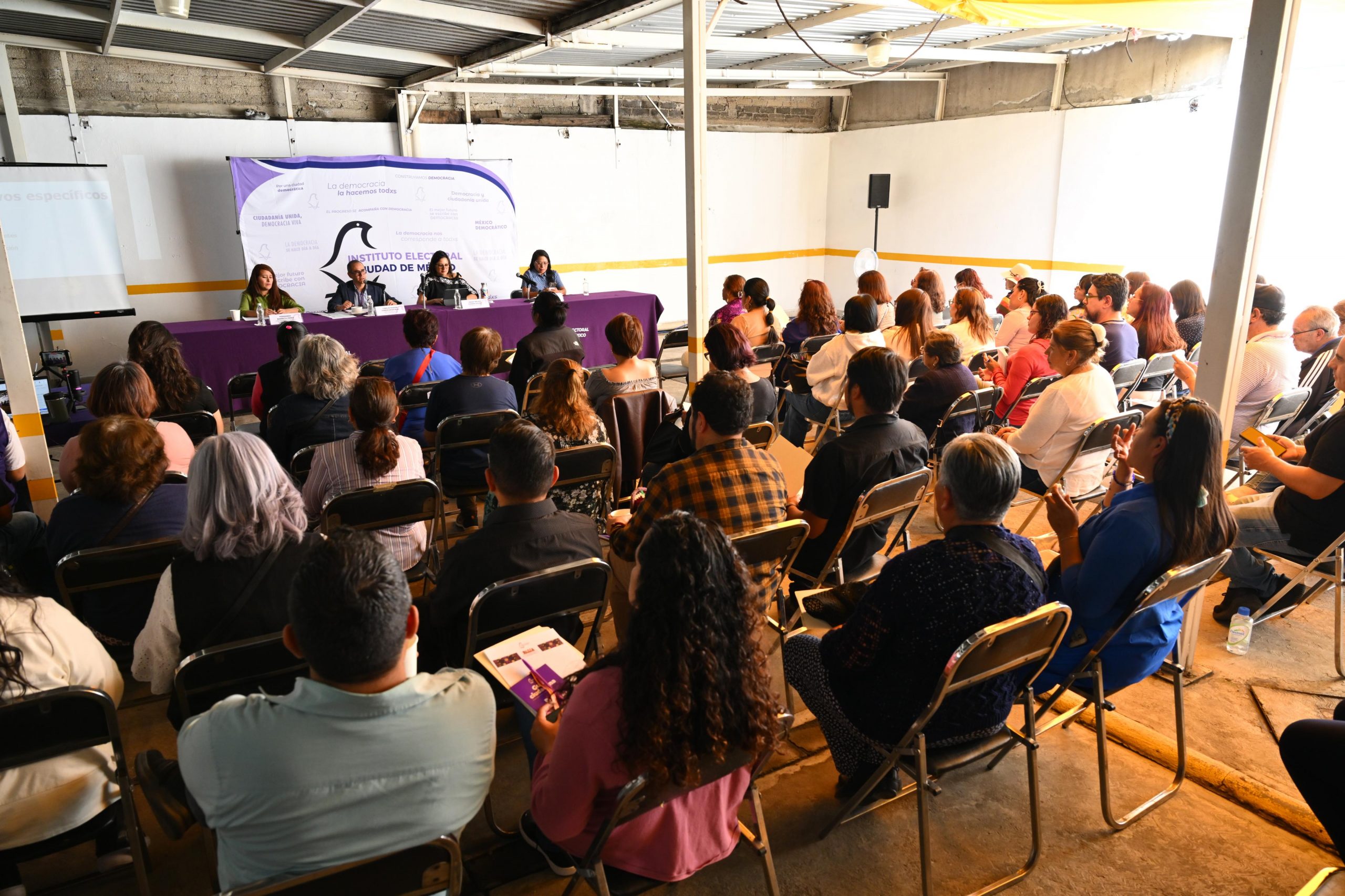 Impulsa IECM actividades para concientizar y prevenir la violencia política contra las mujeres en razón de género