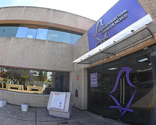 Suma IECM esfuerzos con organización civil para fortalecer mecanismos de participación ciudadana